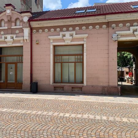 Casa Central Luxury Oradea Exterior foto